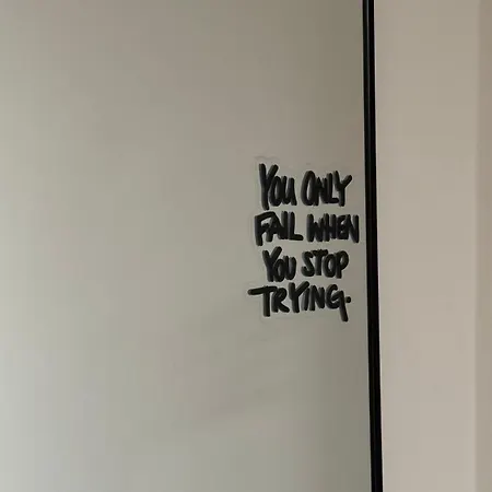 Dada Art Gallery - Hotel