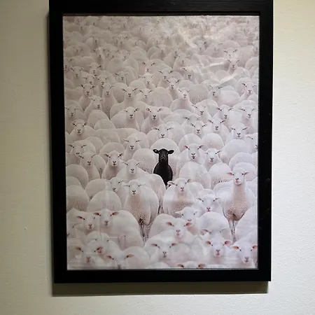 Dada Art Gallery - 4* Tirana