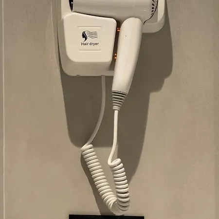 Dada Art Gallery - Hotel 4*
